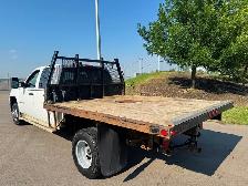 2007 GMC Sierra 3500HD DUALLY 184K - 4WD Crew Cab - FLAT DECK - Photo 3