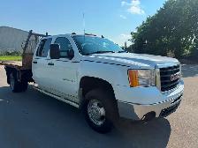 2007 GMC Sierra 3500HD DUALLY 184K - 4WD Crew Cab - FLAT DECK - Photo 6