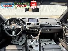2018 BMW 3 Series //M PKG | SUNROOF | CARPLAY | LOADED - Photo 17