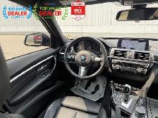 2018 BMW 3 Series //M PKG | SUNROOF | CARPLAY | LOADED - Photo 18