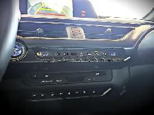 2021 Lexus UX 250h - Photo 25