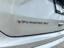 2021 Ford Edge TITANIUM | AWD | BC ONLY | 2L TURBO ENGINE - Photo 2