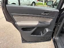 2021 Volkswagen Atlas Cross Sport - Photo 19