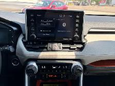 2020 Toyota RAV4 - Photo 15
