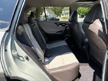 2020 Toyota RAV4 - Photo 19