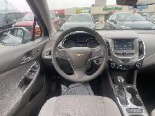 2018 Chevrolet Cruze LT - Photo 11