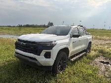 2025 Chevrolet Colorado 4WD Z71 2.7L | Sunroof - Photo 3