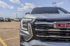 2026 GMC Terrain AWD Elevation - Photo 11