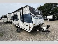 2023 CrossRoads RV Zinger 18RK