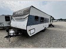 2023 CrossRoads RV Zinger 18RK - Photo 2
