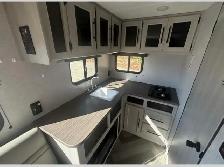 2023 CrossRoads RV Zinger 18RK - Photo 5