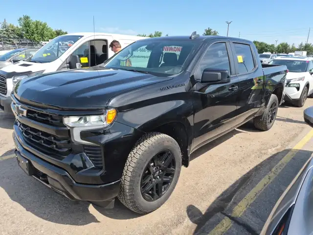 2024 Chevrolet Silverado 1500 Crew Cab 4-Wheel Drive RST - 5.3/L