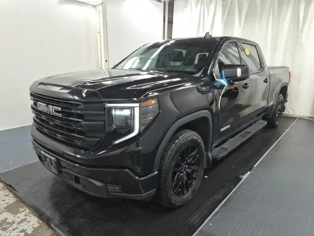 2025 GMC Sierra 1500 Crew Cab 4-Wheel Drive Elevation - 5.3 V8/L