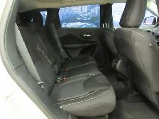 JEEP CHEROKEE 2015 ALTITUDE V6 3.2L 4X4 GPS/ ECRAN 8.4PO / BANCS - Photo 10