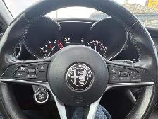2017 Alfa Romeo Giulia Q4 - Photo 10