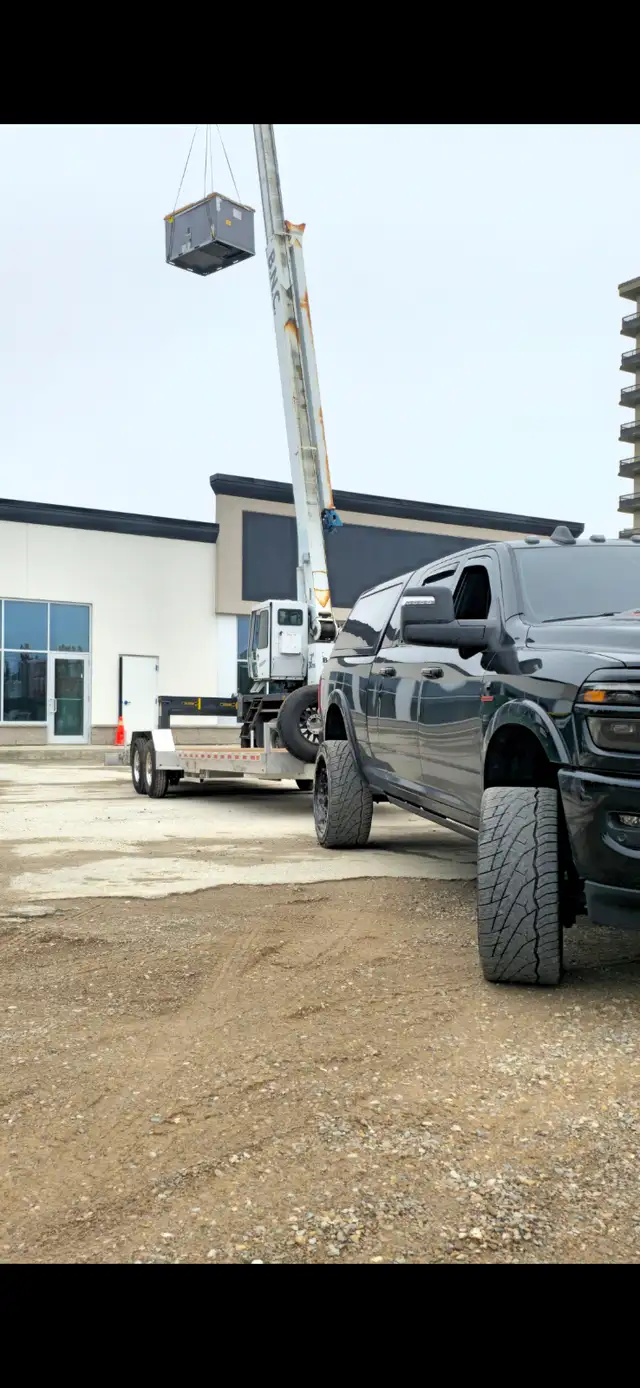 Hot shot custom trucking.