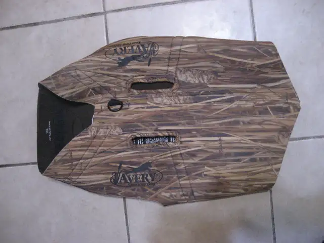 Avery Sporting Dog Camo Dog Vest Hypothermia Protection 2XL