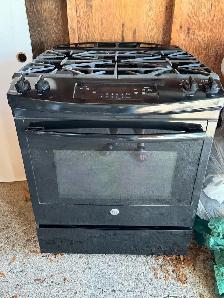 GE Natural Gas Stove