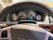 2010 Chrysler town and country - Photo 8