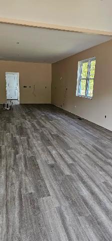 Professional Tile and Flooring Installer Available for Work - Photo 5