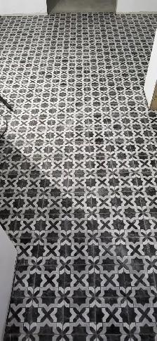 Professional Tile and Flooring Installer Available for Work - Photo 8