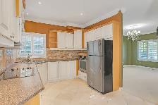 Luxury 4 BR Detached House for Rent in Prime Location Newmarket - Photo 15