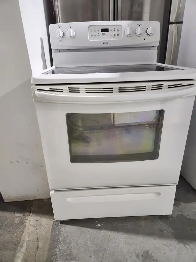 Cuisinière 30po Blanche vitrocéramique | 970-689022 - Kenmore