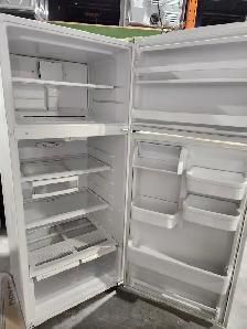 Réfrigérateur 28po blanc  | IRT184300 - Inglis
