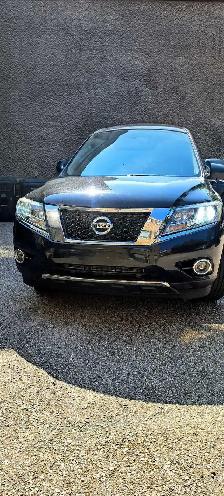 2013 Pathfinder Platinum 7 Passenger - Photo 6