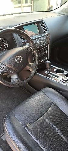 2013 Pathfinder Platinum 7 Passenger - Photo 10