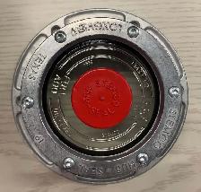 25 PIECES OF STEMCO 300-4009 BOLT-ON HUB CAP - Photo 2
