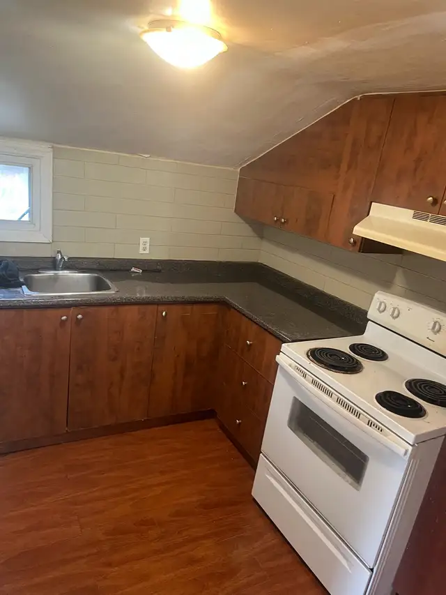 2 Bed Rooms on Top floor
