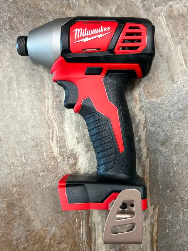 Cordless Milwaukee 2656-20 1/4' Hex Impact Drill