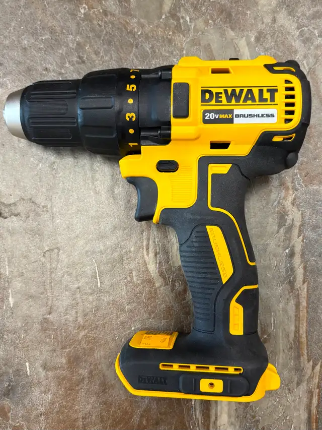 Cordless Dewalt DCD777 Drill
