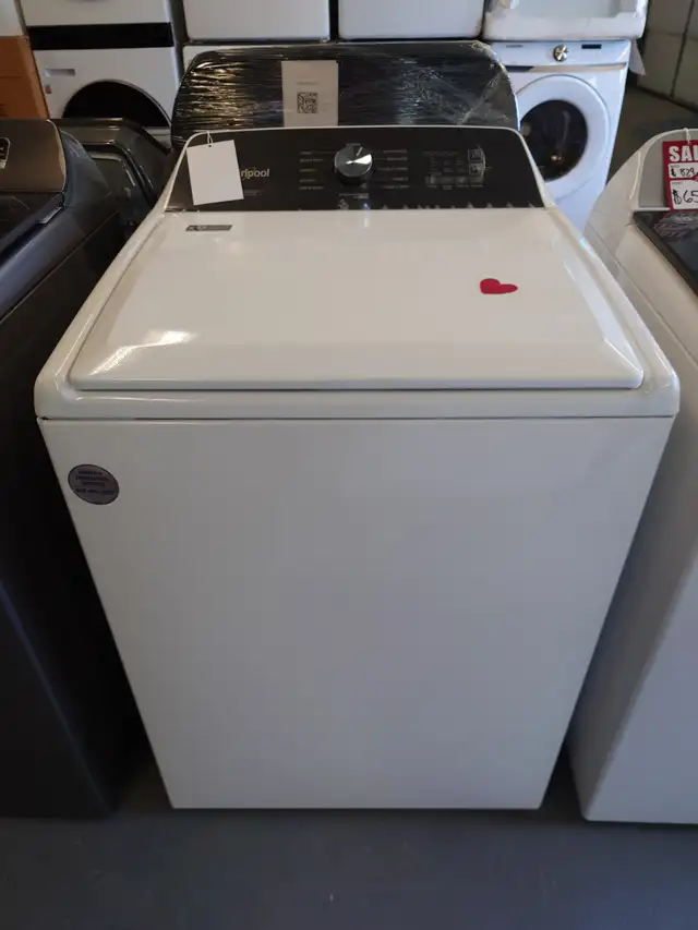 Maytag '28' White Top Load Washer on Sale‼️
