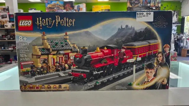 LEGO Harry Potter Hogwarts Express & Hogsmeade Station - NEW