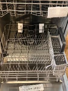 Samsung "24" Stainless Steel Built in Dishwasher - Photo 3