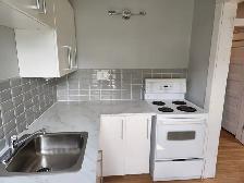 2 BR Upper Duplex in West K avail Aug 1st