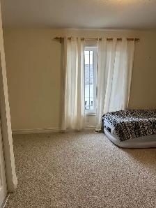 3 bedroom 3 story terrace condo for rent in Centrepointe - Photo 3
