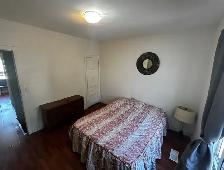 Woodbine Ave. & Danforth Avenue house for $2500 - Photo 2