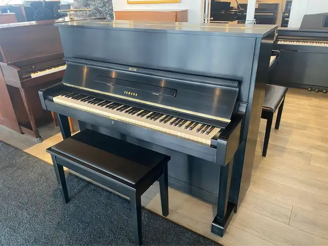 Yamaha U1 Piano - 48' professional height. Comes with warranty