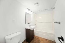 NEWLY RENOVATED 1 bed 1 bath in East Kildonan! - Photo 9