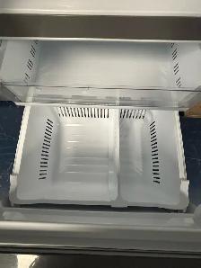 LG "33" Gun Metal Steel French Door Refrigerator - Photo 6