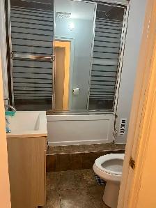 PRIVATE ROOM ALONG STEELES NEAR BATHURST & DUFFERIN - Photo 4