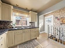 Cobourg Home W/Pool for $749,900 and In-Law Suite - Photo 4