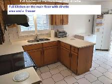 Rooms for rent in Mississauga/Oakville Border $950- single only - Photo 9