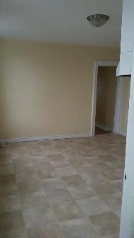 154 Leinster Street,  Apt 2 - Photo 8