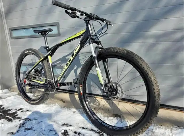 GT Aggressor 27.5 (hardtail en aluminium)