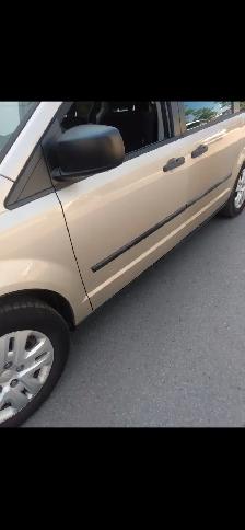 Comes with Safety 2014 Dodge Grand Caravan For Sale - Photo 4
