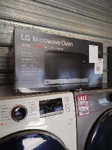 LG '21' Stainless Steel Countertop Microwave on Sale‼️ - Photo 7